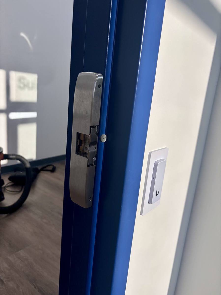 Doors access systems